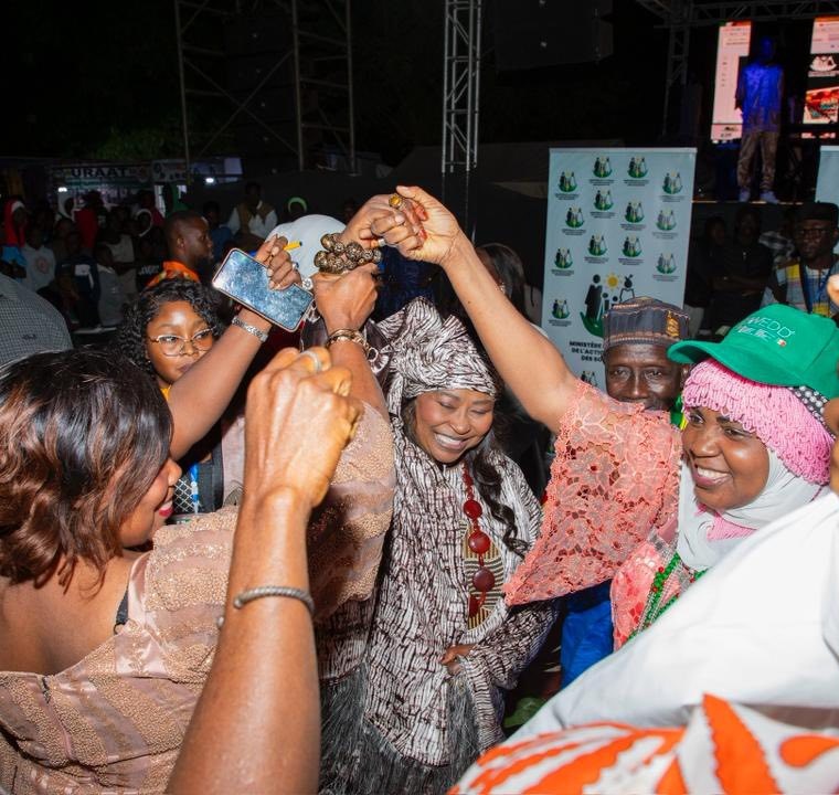 Mme Maïmouna Dièye lors d'une rencontre avec les réseaux de femmes au Sénégal